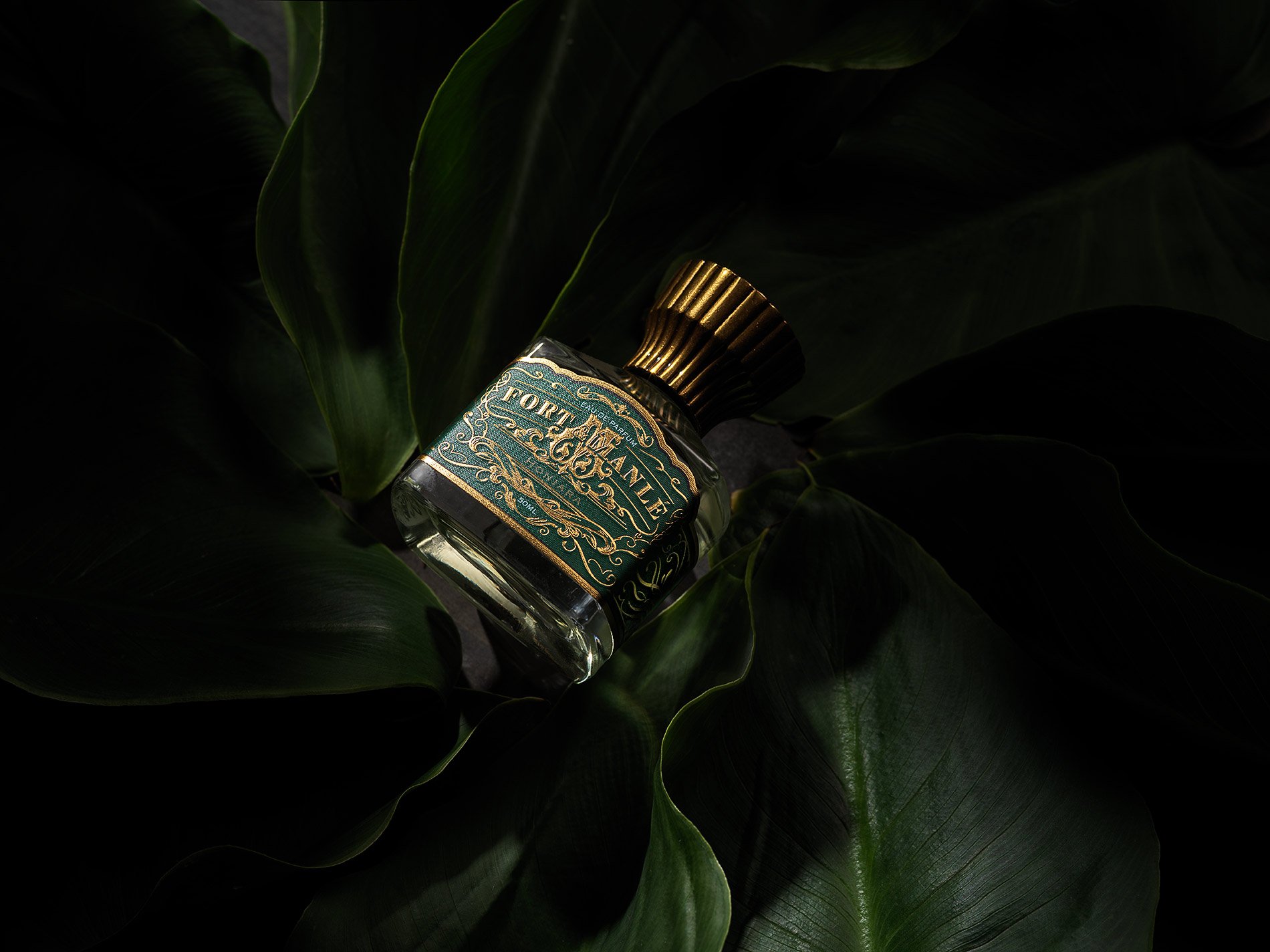 fortmanle perfume product photography 1493 0062